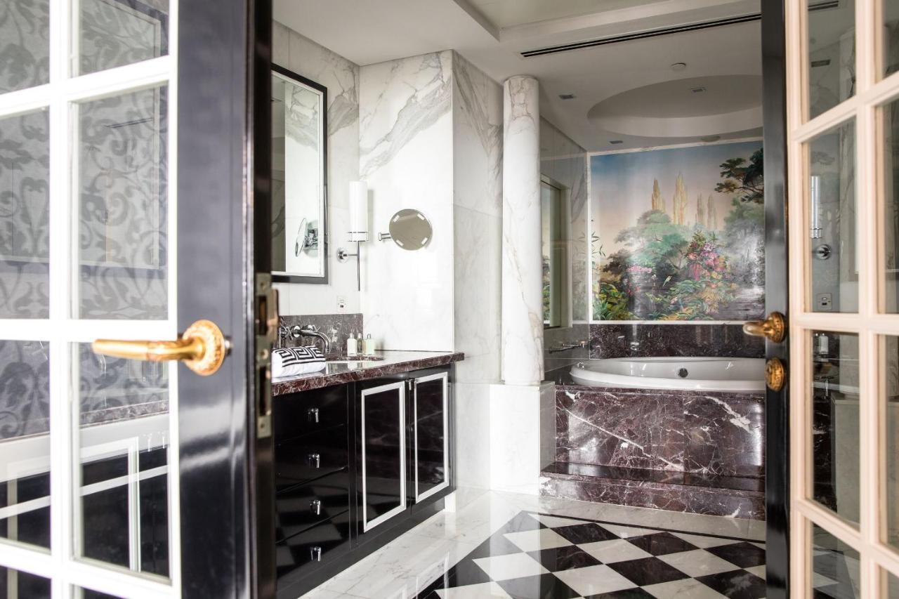 Presidential Suite Panoramic Skyline Views Airport Transfers Direct Connectivity to Museum of The Future Complimentary Signature Afternoon Tea Evening Sundowners Soft Refreshments Canapes
