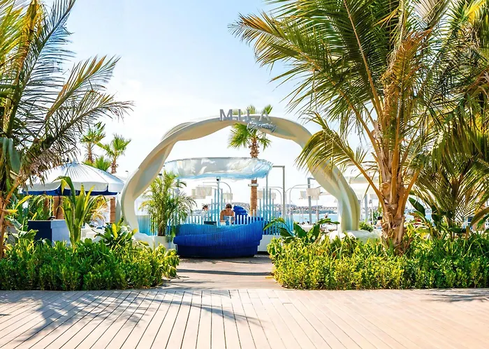 Radisson Beach Resort Palm Jumeirah